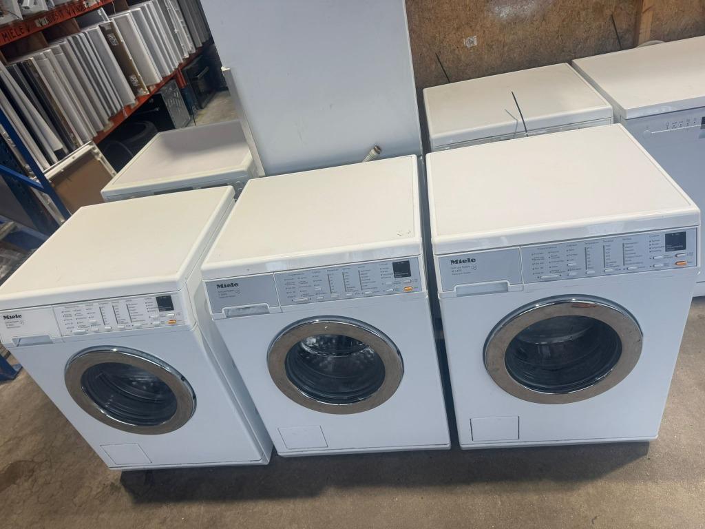 Diverse miele wasmachines vandaag 350 euro per stuk , Witgoed en Apparatuur, Wasmachines, Zo goed als nieuw, Voorlader, 6 tot 8 kg