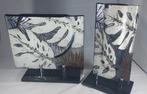 Set van 2 decoratieve glazen vazen., Overige kleuren, Ophalen of Verzenden, Minder dan 50 cm, Glas