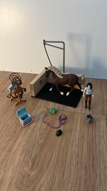 Schleich horseclub poetsplaats 42438 beschikbaar voor biedingen