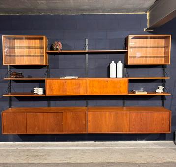 Poul Cadovius by Royal System vintage modulair wandsysteem beschikbaar voor biedingen