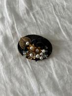 Zwart met goud broche, Overige materialen, Gebruikt, Zwart, Minder dan 4 cm