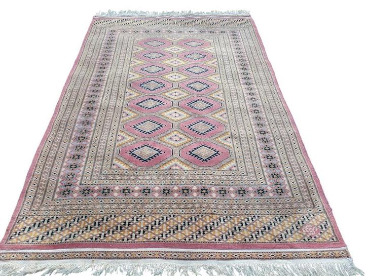 Prachtig handgeknoopt Oosters tapijt, Huis en Inrichting, Stoffering | Tapijten en Kleden, Gebruikt, 200 cm of meer, 200 cm of meer