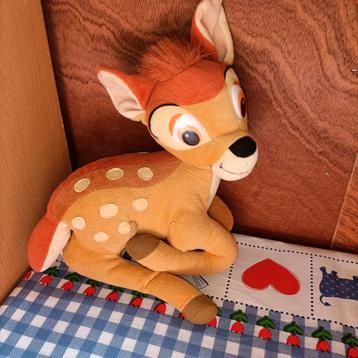 Hert / ree knuffel 19 cm x 25 cm groot  beschikbaar voor biedingen