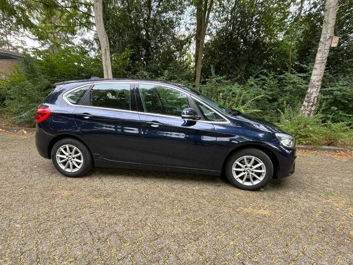 BMW 2-Serie Active Tourer 216i 102pk 2016 Blauw, Auto's, BMW, Particulier, 2-Serie Active Tourer, Airbags, Airconditioning, Alarm