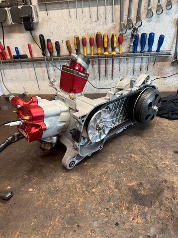 Scooter - tuning/onderhoud/reparatie piaggio/minarelli beschikbaar voor biedingen