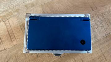 Nintendo DS met case beschikbaar voor biedingen
