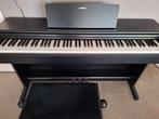 Yamaha Arius digitale piano met accessoires, Ophalen, Gebruikt, Zwart, Digitaal