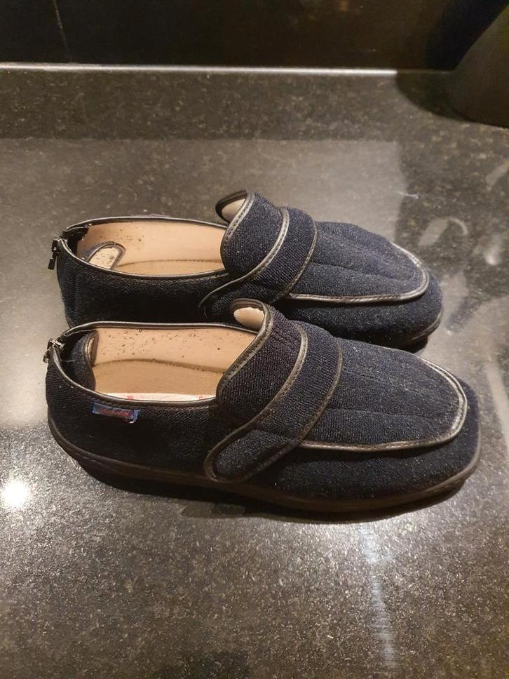 Pullman New City Verbandschoenen Zwart Maat 42, Kleding | Heren, Schoenen, Zo goed als nieuw, Pantoffels of Sloffen, Zwart, Ophalen of Verzenden