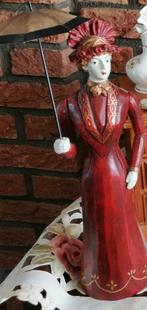 Handgesneden houten beeld van een Victotiaanse dame., Ophalen of Verzenden, Zo goed als nieuw