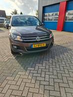 Volkswagen Tiguan 2.0 TDI  4MOTION DSG 2013 Bruin, Auto's, Automaat, Bruin, 1564 kg, Diesel