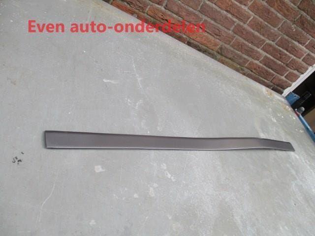 rechter voor portier lijst carina E, Auto-onderdelen, Carrosserie en Plaatwerk, Toyota, Nieuw, Ophalen of Verzenden