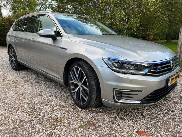 Passat Station TSI GTE PHEV pano/el trekh/acc/dcc/massage st, Auto's, Volkswagen, Particulier, Passat, 360° camera, ABS, Achteruitrijcamera