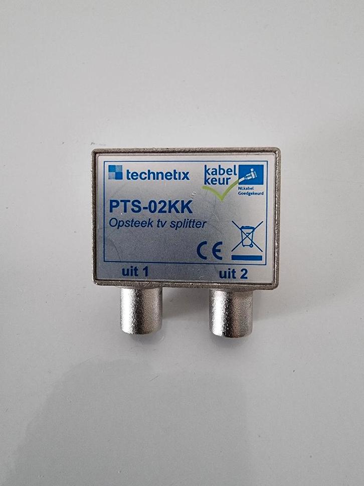 COAX splitter van het merk Technetix, Audio, Tv en Foto, Audiokabels en Televisiekabels, Gebruikt, Overige kabels, Minder dan 2 meter