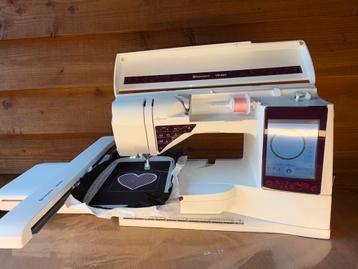 Husqvarna Viking Designer Ruby Royale –Borduur& Naaimachine beschikbaar voor biedingen