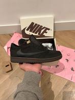 Travis scott, Maat 42, 43, 44, Kleding | Heren, Schoenen, Ophalen of Verzenden, Nieuw, Overige kleuren, Sneakers of Gympen