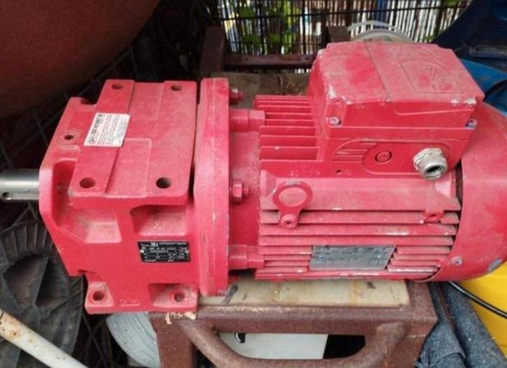 Reductor Elektromotor, Doe-het-zelf en Verbouw, Gereedschap | Machine-onderdelen en Toebehoren, Ophalen of Verzenden