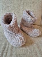 Grijze, warme pantoffels/sloffen maat 42-44, Kleding | Heren, Schoenen, Ophalen of Verzenden, Zo goed als nieuw, Overige kleuren