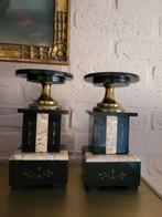 Twee oude marmeren kandelaars met art deco versiering, Ophalen of Verzenden