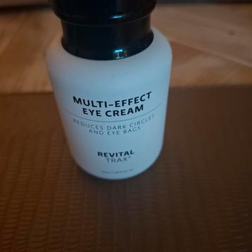 Revitaltrax Multi Effect EYE Cream beschikbaar voor biedingen