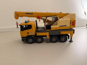Bruder 3571 Vrachtwagen Kraan beschikbaar voor biedingen