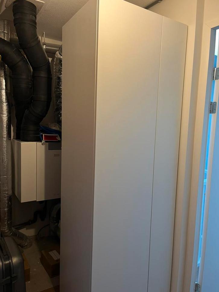 IKEA PAX kast basiselement met FORSAND deuren,wit, 75x60x236, Huis en Inrichting, Kasten | Kledingkasten, Zo goed als nieuw, 200 cm of meer