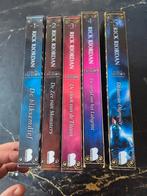 Percy Jackson Boeken Serie 1-5 (Rick Riordan) - Goede Staat, Boeken, Fantasy, Ophalen of Verzenden, Zo goed als nieuw, Rick Riordan