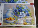 Prachtige puzzel, Stilleven met viooltjes in vaas (Trefl), Ophalen, 500 t/m 1500 stukjes, Zo goed als nieuw, Legpuzzel