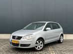 Volkswagen Polo 1.2 51KW 2007 Grijs/Airco/Cruise/NW APK, Voorwielaandrijving, Stof, 540 kg, 1198 cc