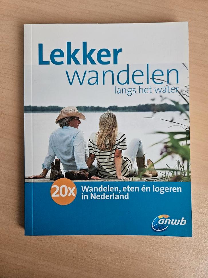 Lekker wandelen langs het water - ANWB - 9789018032760, Boeken, Reisgidsen, Zo goed als nieuw, Reisgids of -boek, Europa, ANWB