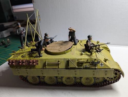 Berge Panther + soldaten 1/35, Hobby en Vrije tijd, Modelbouw | Auto's en Voertuigen, Nieuw, Tank, 1:32 tot 1:50, Overige merken