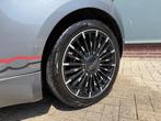 Fiat 500 e La Prima 42 kWh *schuifdak *p-camera *leder *ecc, Gebruikt, 4 stoelen, Leder, 1265 kg