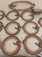 Sarregeumines 12 dl vis servies roze grijs creme, Antiek en Kunst, Ophalen
