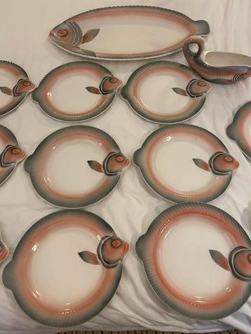 Sarregeumines 12 dl vis servies roze grijs creme beschikbaar voor biedingen