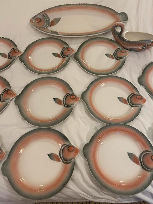 Sarregeumines 12 dl vis servies roze grijs creme, Antiek en Kunst, Antiek | Servies compleet, Ophalen