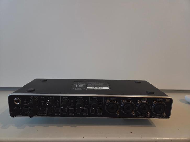 Behringer U-Phoria UMC404HD audio interface, Audio, Tv en Foto, Professionele Audio-, Tv- en Video-apparatuur, Gebruikt, Audio