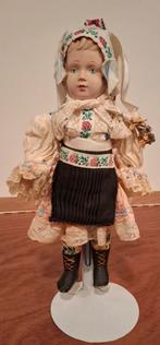 Antieke Folklore Pop, Ophalen of Verzenden