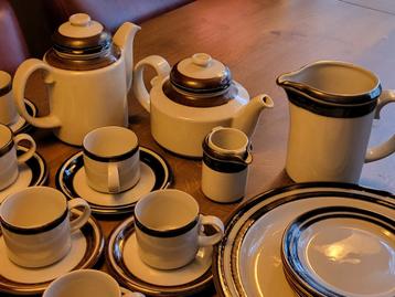 Mooi Arabia Karelia Servies - 13 Kopjes, Schotels & Meer beschikbaar voor biedingen