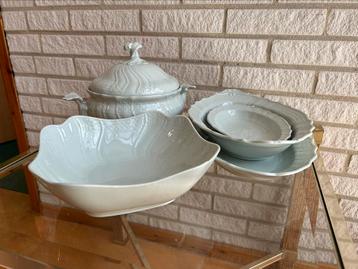 Hutschenreuther Dresden Seladon Serving Set  beschikbaar voor biedingen