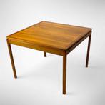 Vintage salontafel met Amerikaans notenhoutfineer, Huis en Inrichting, Gebruikt, 50 tot 100 cm, 50 tot 75 cm, Seffle Möbelfabrik