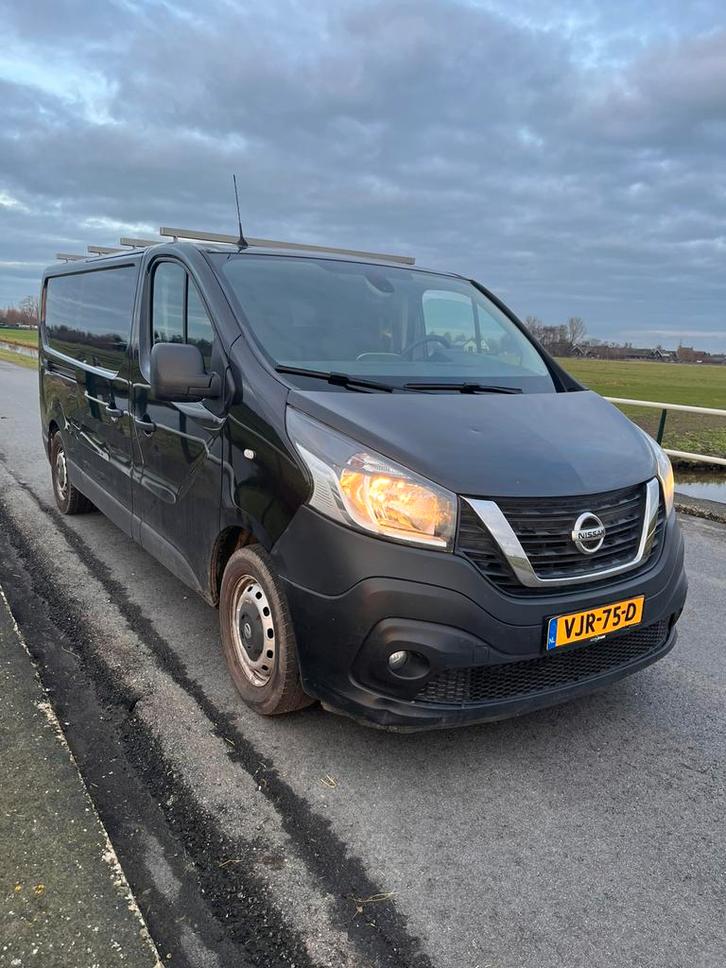 Nissan Nv300 GB 2.0 dCi 120pk L2h1 2900 2021 Zwart, Auto's, Bestelauto's, Particulier, Achteruitrijcamera, Airbags, Airconditioning