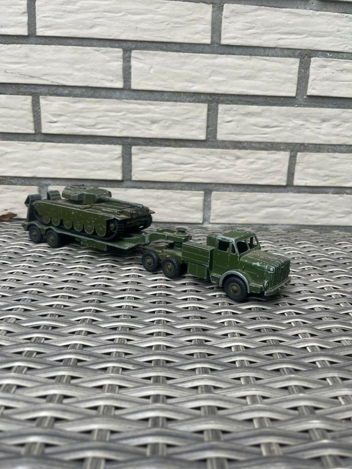Dinky Supertoys - Centurion tank 651 + Tank transporter 660, Hobby en Vrije tijd, Modelauto's | 1:87, Gebruikt, Overige typen