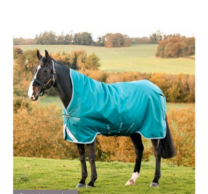 Amigo horseware Bravo 12 Wug heavy 400g met halve hals, Dieren en Toebehoren, Paarden en Pony's | Dekens en Dekjes, Zo goed als nieuw