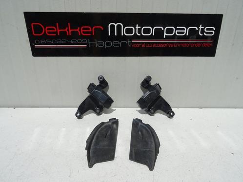 Afwerkkapjes uitlaat + Rubbers Yamaha YZF R1 2007-2008 RN19, Motoren, Onderdelen | Yamaha, Gebruikt, Ophalen of Verzenden