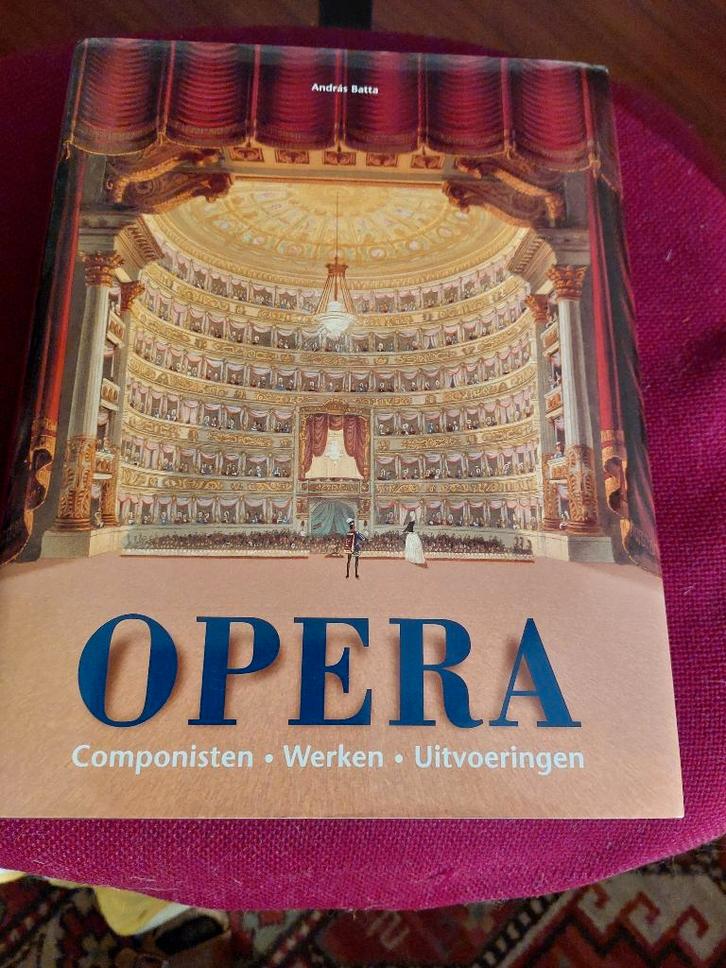 Boek Opera ,  Componisten, werken, uitvoeringen, 923 pag., Boeken, Muziek, Nieuw, Genre of Stijl, Ophalen of Verzenden