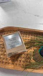 Estee lauder Re-nutriv ultimate lift eye, Ophalen of Verzenden, Nieuw, Ogen, Verzorging