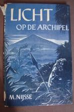 LICHT OP DE ARCHIPEL door M Nijsse, Boeken, Ophalen of Verzenden, Gelezen