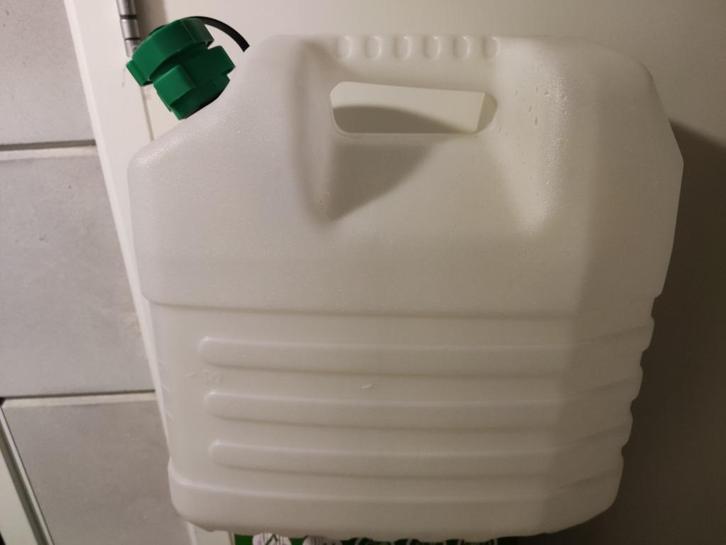 Jerrycan - Water/voedsel Bidon 20L - verstevigd - veilig dop, Caravans en Kamperen, Kampeeraccessoires, Nieuw, Ophalen of Verzenden