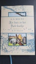A.A. Milne - Het huis in het Poeh-hoekje, A.A. Milne, Fictie algemeen, Ophalen of Verzenden, Zo goed als nieuw