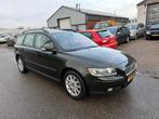 Volvo V50 2.4i 5-deurs NAV.+Clima Bj.:2006 NAP!, Auto's, Volvo, Voorwielaandrijving, 1362 kg, 700 kg, 170 pk