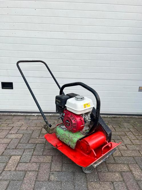 Trilplaat te huur!, Doe-het-zelf en Verbouw, Gereedschap | Overige machines, Zo goed als nieuw, Ophalen